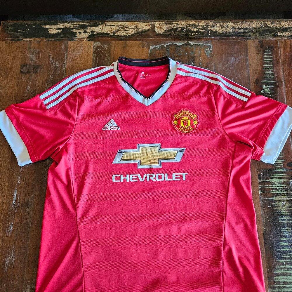 Manchester United 2015-16 Home Jersey Adidas Chevrolet Sponsor Size XL